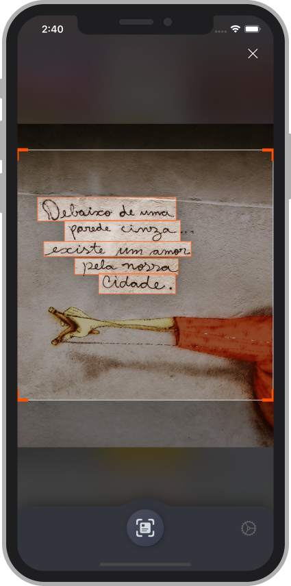 ScanTexter on iPhone selecting a text area in the camera view.